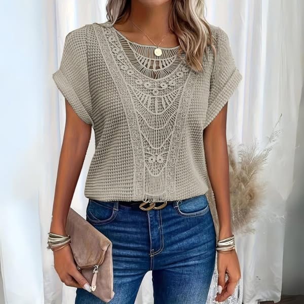 Sophie – Top s vintage krajkovými detaily