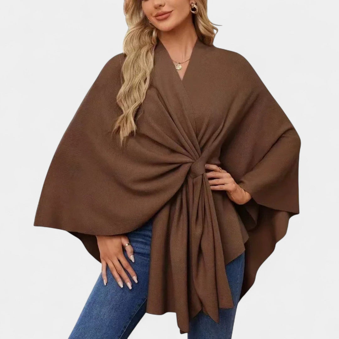Daniela – Elegantní splývavé pončo s uzlem
